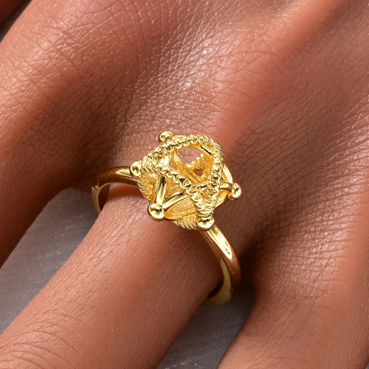 Bague Cyclone — Plaqué Or 18 Carats